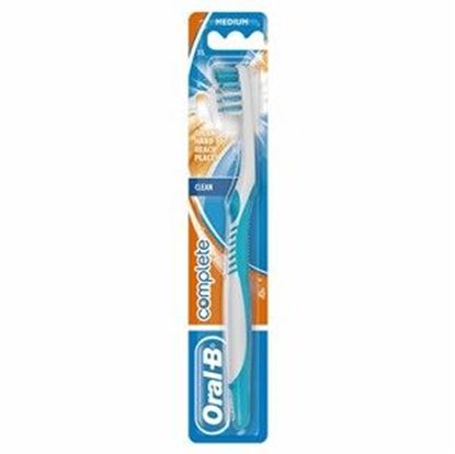 Picture of Oral-B Complete Clean Manual Toothbrush - 35 Medium